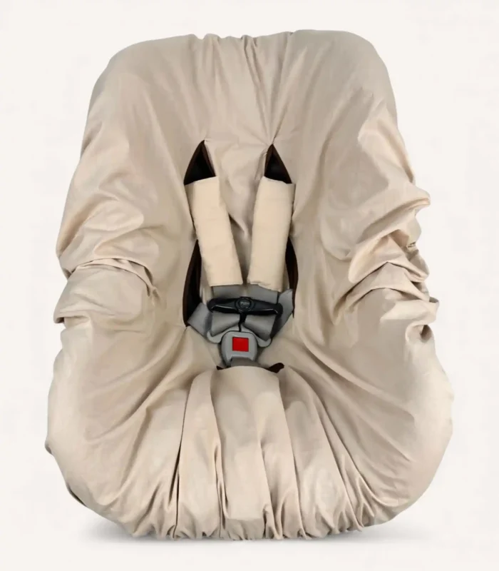 Bej rengi puset kılıfı ve uyumlu kemer kılıfı seti – %100 pamuk üst yüzeyli, kişiselleştirilebilir bebek puset kılıfı.