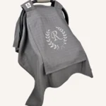 Antrasit tek kat müslin kumaştan, fırfırsız, kapaklı ve tül pencereli, kişiselleştirilebilir puset örtüsü.