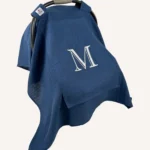 Denim mavi tek kat müslin kumaştan, fırfırsız, kapaklı ve tül pencereli, kişiselleştirilebilir puset örtüsü.