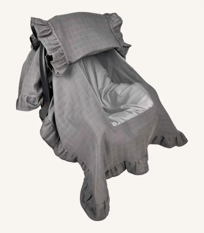 Antrasit tek kat müslin kumaştan, kenarları ve kapak bölümü fırfırlı puset örtüsü.