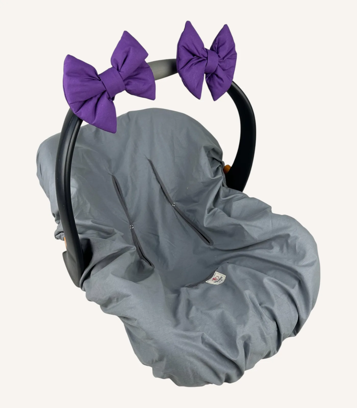 Mor-2'li-mini-fiyonk-aksesuar Mor renkte, pamuk poplin kumaştan, cırtlı veya broşlu takılabilen iki adet mini fiyonk aksesuar seti