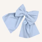 Bebek mavisi pamuk poplin kumaştan, elyaf dolgulu, cırtlı veya broşlu takılabilen dekoratif fiyonk aksesuar