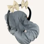 Bej renkte, pamuk poplin kumaştan, cırtlı veya broşlu takılabilen iki adet mini fiyonk aksesuar seti