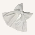 Beyaz pamuk poplin kumaştan, elyaf dolgulu, cırtlı veya broşlu takılabilen dekoratif fiyonk aksesuar