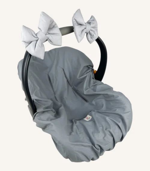 Gri renkte, pamuk poplin kumaştan, cırtlı veya broşlu takılabilen iki adet mini fiyonk aksesuar seti