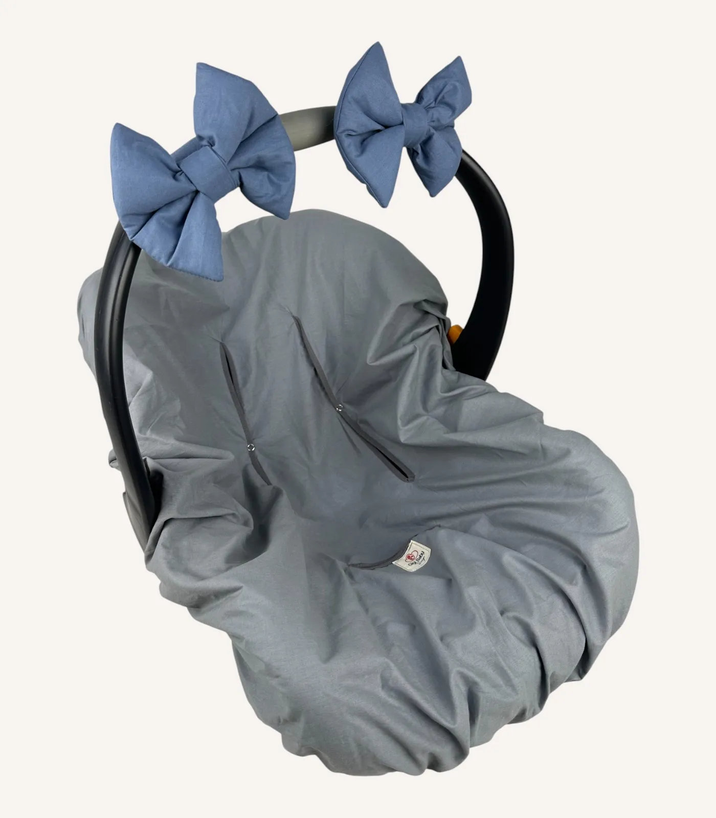 indigo-mavi-2'li-mini-fiyonk-aksesuar İndigo mavi renkte, pamuk poplin kumaştan, cırtlı veya broşlu takılabilen iki adet mini fiyonk aksesuar seti