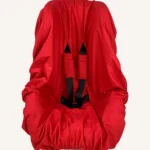 Kırmızı pamuk yüzeyli, alezli veya alezsiz seçenekli, çıtçıt kemer geçişli ve cırtlı kemer kılıflı çocuk oto koltuğu kılıfı