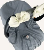 Krem renkte, pamuk poplin kumaştan, cırtlı veya broşlu takılabilen iki adet mini fiyonk aksesuar seti