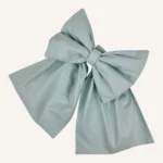 Mint pamuk poplin kumaştan, elyaf dolgulu, cırtlı veya broşlu takılabilen dekoratif fiyonk aksesuar