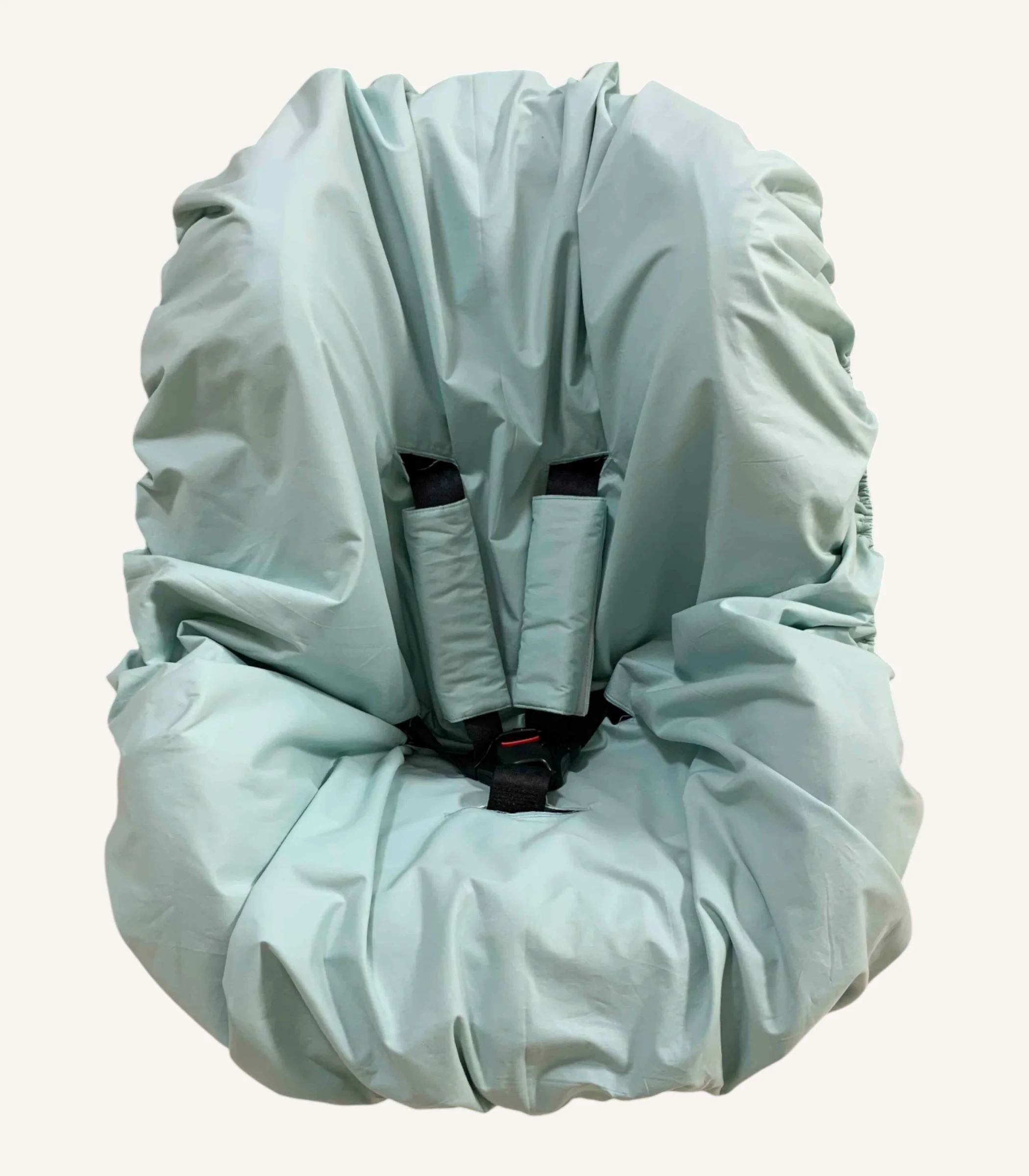 mint-oto-koltugu-kilifi-ve-kemer-kilifi Mint pamuk yüzeyli, alezli veya alezsiz seçenekli, çıtçıt kemer geçişli ve cırtlı kemer kılıflı çocuk oto koltuğu kılıfı