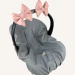 Pudra renkte, pamuk poplin kumaştan, cırtlı veya broşlu takılabilen iki adet mini fiyonk aksesuar seti