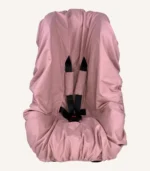 Pudra pamuk yüzeyli, alezli veya alezsiz seçenekli, çıtçıt kemer geçişli ve cırtlı kemer kılıflı çocuk oto koltuğu kılıfı