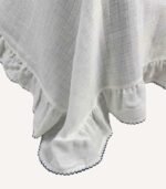 Ekru 8’li organik hastane çıkış seti; kroşeli yastık, battaniye, tulum, ayı şapka, zıbınlar ve müslin puset örtüsü