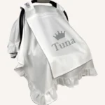 Ekru pamuk saten, kenarları fırfırlı ve fırfır ile kapakta kroşe detaylı kapaklı puset örtüsü