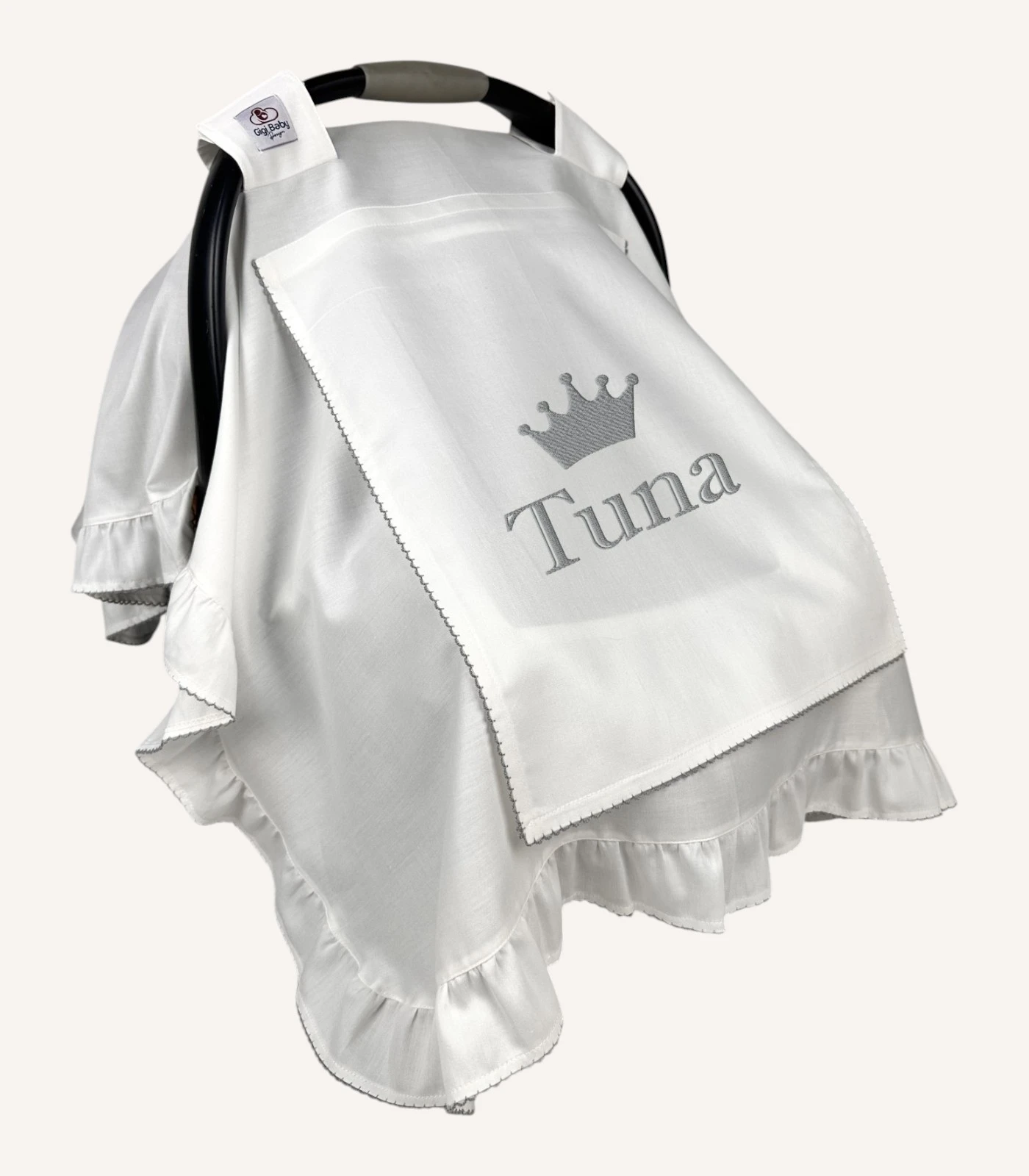 acik-gri-kroseli-pamuk-saten-puset-ortusu Ekru pamuk saten, kenarları fırfırlı ve fırfır ile kapakta kroşe detaylı kapaklı puset örtüsü