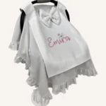 Ekru organik pamuk interlok, fırfır kenarları kroşe detaylı sade puset örtüsü