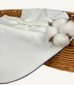 Kroşe detaylı, biyeli, GOTS sertifikalı %100 organik pamuk interlok bebek battaniyesi