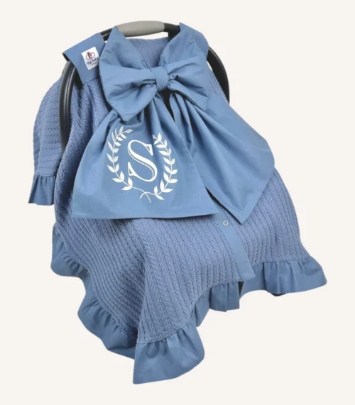 İndigo mavi örgü pike puset örtüsü, fiyonklu, ortadan yırtmaçlı çıtçıtlı model, fırfırlı kenarlı, %100 pamuk bebek puset örtüsü