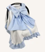 Krem örgü pike puset örtüsü, bebek mavisi fiyonklu, ortadan yırtmaçlı çıtçıtlı model, fırfırlı kenarlı, %100 pamuk bebek puset örtüsü