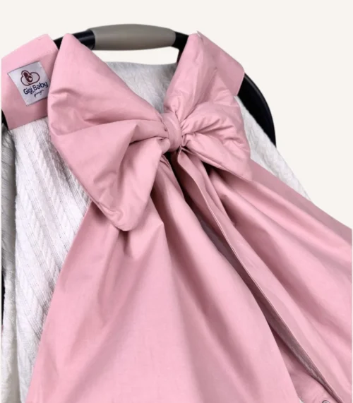 Krem örgü pike puset örtüsü, pudra fiyonklu, ortadan yırtmaçlı çıtçıtlı model, fırfırlı kenarlı, %100 pamuk bebek puset örtüsü