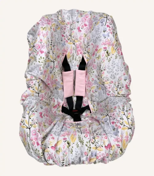 Çiçek desenli çocuk oto koltuğu kılıfı ve pembe kemer kılıfı seti